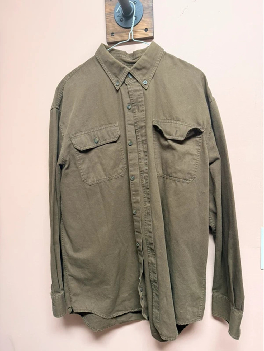 Magellan Outdoors Men's Olive Green Long Sleeve Trail Shirt Double Pocket